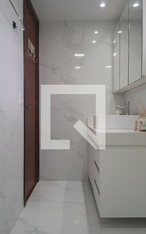 Apartamento à venda com 87m², 2 quartos e sem vaga Apartamento à venda com 87m², 2 quartos e sem vagaBanheiro