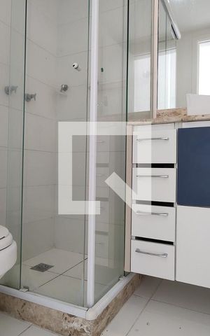 Apartamento à venda com 78m², 2 quartos e 1 vaga Apartamento à venda com 78m², 2 quartos e 1 vagaBanheiro da Suíte 1