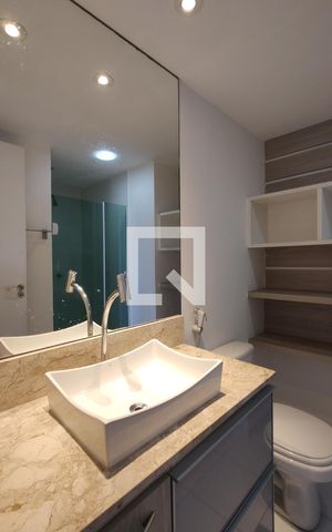 Apartamento à venda com 78m², 2 quartos e 1 vagaBanheiro da Suíte 2