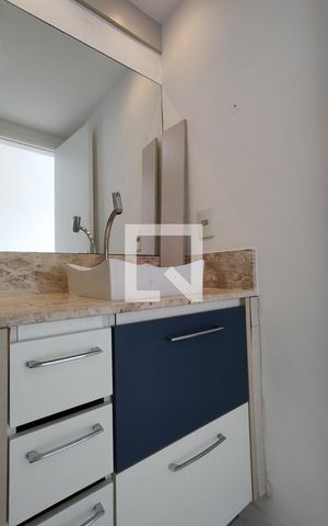 Apartamento à venda com 78m², 2 quartos e 1 vagaBanheiro da Suíte 1