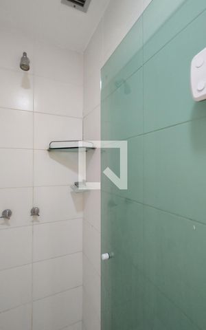 Apartamento à venda com 78m², 2 quartos e 1 vagaBanheiro da Suíte 2