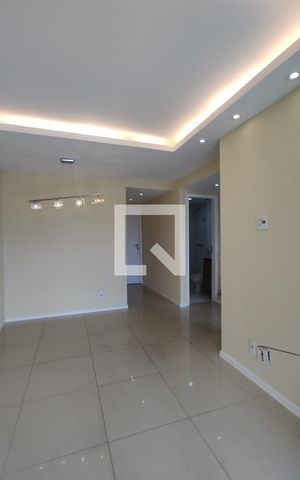 Apartamento à venda com 78m², 2 quartos e 1 vagaSala