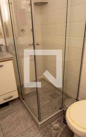 Apartamento à venda com 102m², 2 quartos e 2 vagas Apartamento à venda com 102m², 2 quartos e 2 vagasBanheiro quarto 1