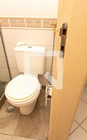 Apartamento à venda com 102m², 2 quartos e 2 vagas Apartamento à venda com 102m², 2 quartos e 2 vagasBanheiro Social