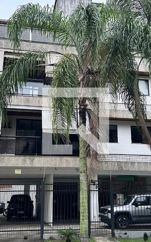 Apartamento à venda com 102m², 2 quartos e 2 vagas Apartamento à venda com 102m², 2 quartos e 2 vagasFachada