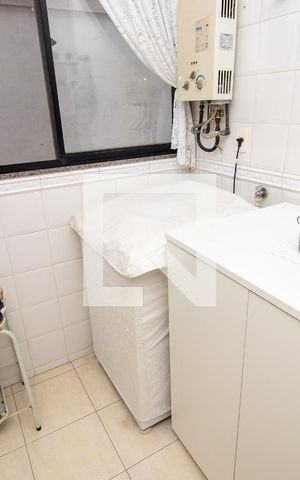 Apartamento à venda com 102m², 2 quartos e 2 vagas Apartamento à venda com 102m², 2 quartos e 2 vagasÁrea de Serviço