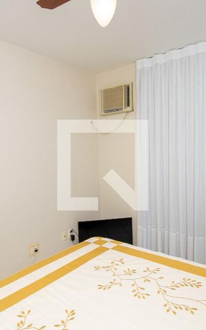 Apartamento à venda com 102m², 2 quartos e 2 vagas Apartamento à venda com 102m², 2 quartos e 2 vagasQuarto 1