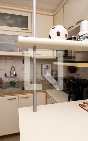 Apartamento à venda com 102m², 2 quartos e 2 vagas Apartamento à venda com 102m², 2 quartos e 2 vagasCozinha