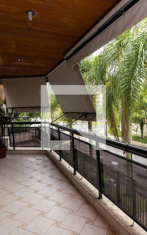 Apartamento à venda com 102m², 2 quartos e 2 vagas Apartamento à venda com 102m², 2 quartos e 2 vagasVaranda
