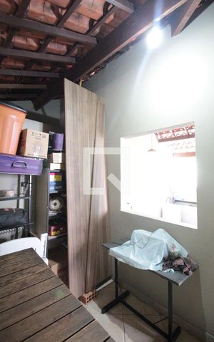 Casa à venda com 200m², 3 quartos e 2 vagasQuarto de Serviço