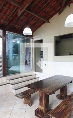 Casa à venda com 200m², 3 quartos e 2 vagasÁrea Gourmet