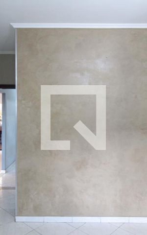Casa à venda com 200m², 3 quartos e 2 vagasSuite