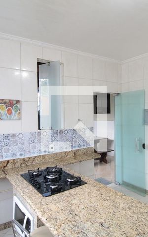 Casa à venda com 200m², 3 quartos e 2 vagasCozinha