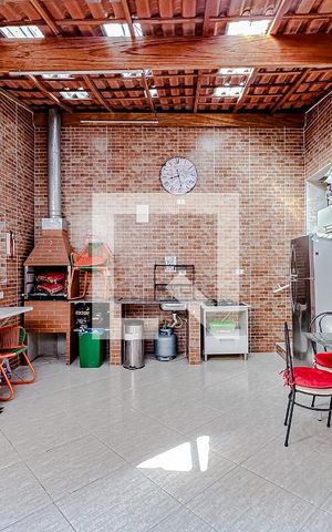 Casa à venda com 120m², 2 quartos e 1 vagaÁrea externa