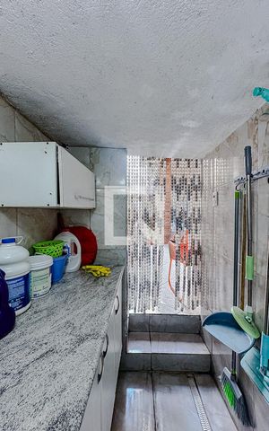 Casa à venda com 120m², 2 quartos e 1 vagaÁrea de Serviço