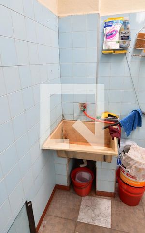 Casa à venda com 250m², 5 quartos e 4 vagasÁrea de Serviço