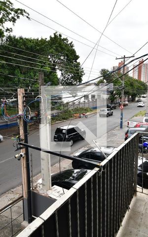 Casa à venda com 250m², 5 quartos e 4 vagasQuarto 4 - Vista