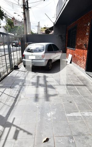 Casa à venda com 250m², 5 quartos e 4 vagasGaragem