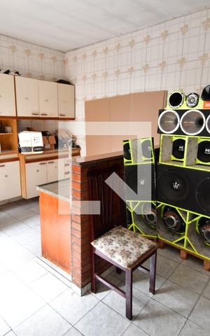 Casa à venda com 250m², 5 quartos e 4 vagasCasa 2 - Cozinha