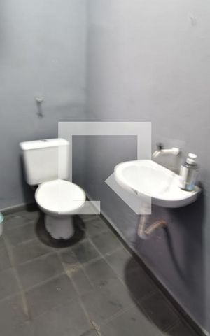 Casa à venda com 250m², 5 quartos e 4 vagasLavabo 1