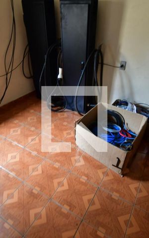 Casa à venda com 250m², 5 quartos e 4 vagasCasa 2 - Quarto 