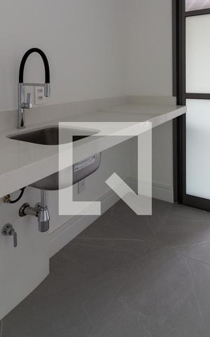 Apartamento à venda com 75m², 2 quartos e 1 vaga Apartamento à venda com 75m², 2 quartos e 1 vagaCozinha