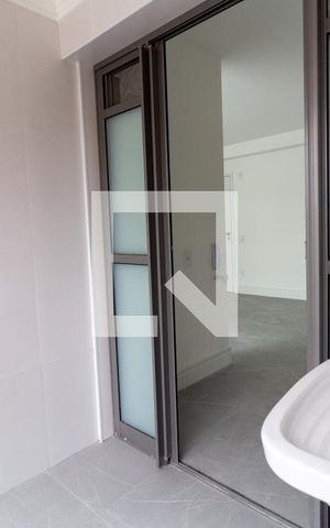 Apartamento à venda com 75m², 2 quartos e 1 vaga Apartamento à venda com 75m², 2 quartos e 1 vagaÁrea de Serviço