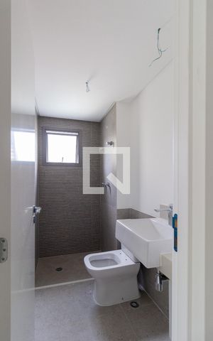 Apartamento à venda com 75m², 2 quartos e 1 vaga Apartamento à venda com 75m², 2 quartos e 1 vagaBanheiro da Suíte 2