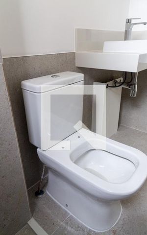 Apartamento à venda com 75m², 2 quartos e 1 vaga Apartamento à venda com 75m², 2 quartos e 1 vagaBanheiro da Suíte 2