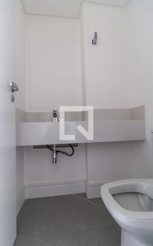 Apartamento à venda com 75m², 2 quartos e 1 vaga Apartamento à venda com 75m², 2 quartos e 1 vagaLavabo