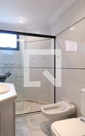 Apartamento à venda com 886m², 4 quartos e 6 vagasBanheiro da Suíte 2