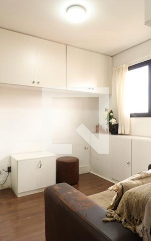 Apartamento à venda com 886m², 4 quartos e 6 vagasDetalhe Quarto de Serviço