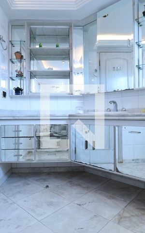 Apartamento à venda com 886m², 4 quartos e 6 vagasBanheiro 2 da Suíte 1