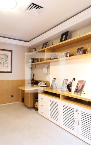 Apartamento à venda com 886m², 4 quartos e 6 vagasSuite 2