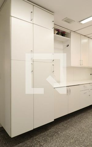Apartamento à venda com 886m², 4 quartos e 6 vagasÁrea de Serviço