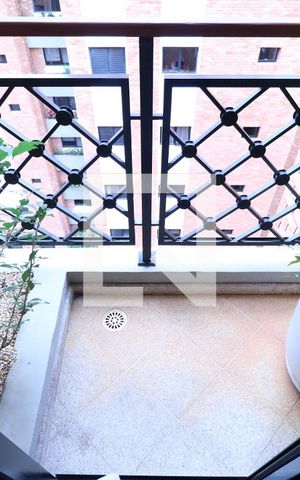 Apartamento à venda com 886m², 4 quartos e 6 vagasVaranda da Suíte 2