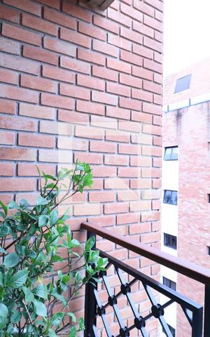 Apartamento à venda com 886m², 4 quartos e 6 vagasVaranda escritório