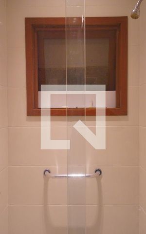 Apartamento para alugar com 245m², 3 quartos e 2 vagasBanheiro 1