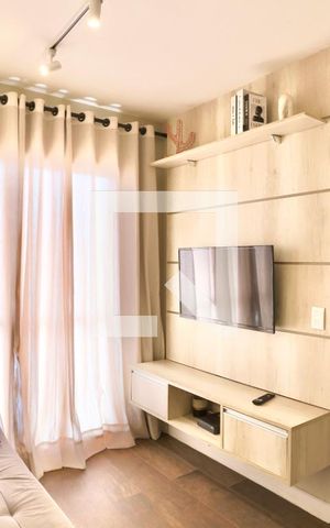 Apartamento para alugar com 33m², 1 quarto e sem vaga Apartamento para alugar com 33m², 1 quarto e sem vagaSala