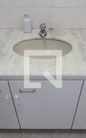 Casa à venda com 228m², 4 quartos e 5 vagasBanheiro Social