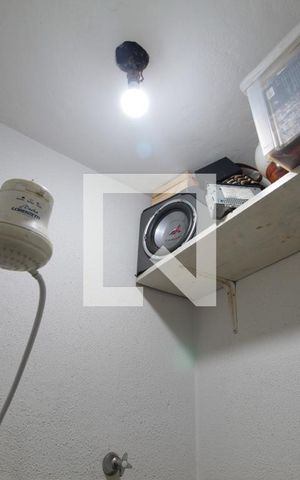Casa à venda com 228m², 4 quartos e 5 vagasBanheiro de Serviço