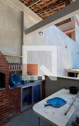 Casa à venda com 533m², 2 quartos e 5 vagas Casa à venda com 533m², 2 quartos e 5 vagasÁrea Externa
