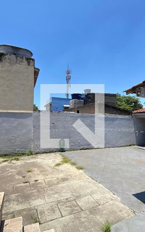 Casa à venda com 533m², 2 quartos e 5 vagas Casa à venda com 533m², 2 quartos e 5 vagasÁrea Externa