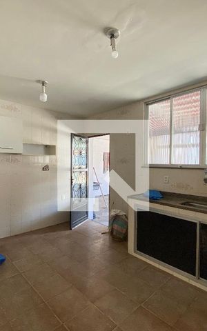 Casa à venda com 533m², 2 quartos e 5 vagas Casa à venda com 533m², 2 quartos e 5 vagasCozinha