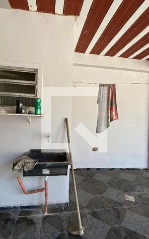 Casa à venda com 533m², 2 quartos e 5 vagas Casa à venda com 533m², 2 quartos e 5 vagasÁrea de Serviço