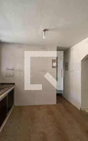 Casa à venda com 533m², 2 quartos e 5 vagas Casa à venda com 533m², 2 quartos e 5 vagasCozinha