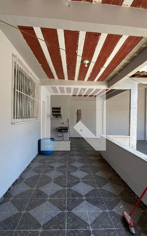 Casa à venda com 533m², 2 quartos e 5 vagas Casa à venda com 533m², 2 quartos e 5 vagasÁrea Externa