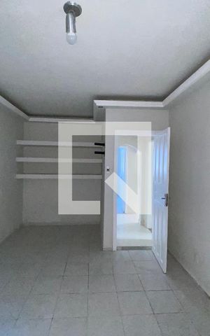 Casa à venda com 533m², 2 quartos e 5 vagas Casa à venda com 533m², 2 quartos e 5 vagasQuarto 2