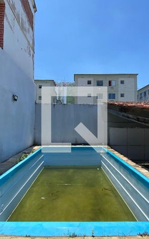 Casa à venda com 533m², 2 quartos e 5 vagas Casa à venda com 533m², 2 quartos e 5 vagasÁrea Externa