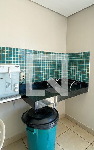 Apartamento para alugar com 34m², 1 quarto e 1 vaga Apartamento para alugar com 34m², 1 quarto e 1 vagaÁrea comum - Salão de festas